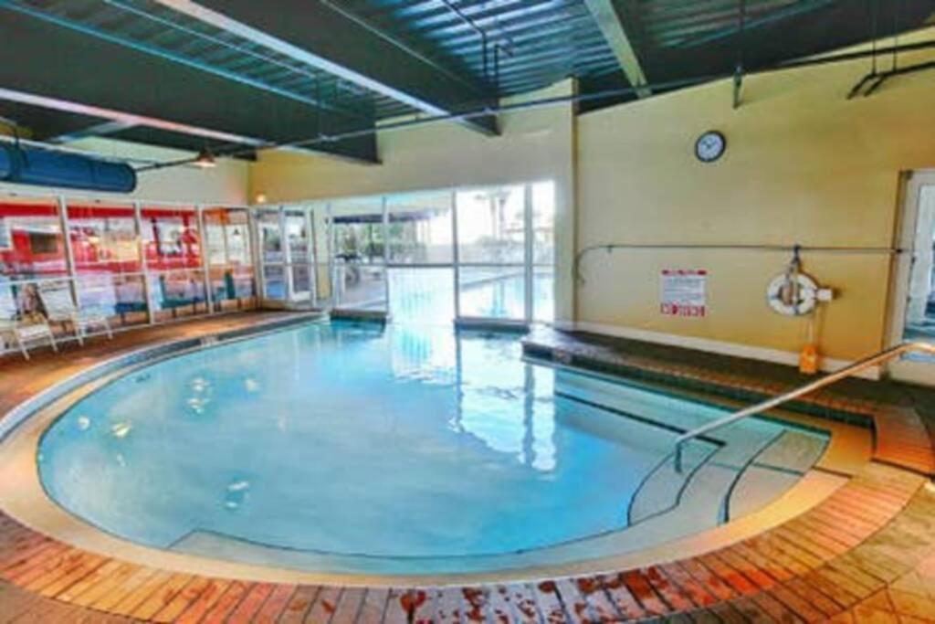 Beach Front 18Th Flr, Best Ocean View, New Upgrades Destin Exterior photo